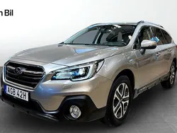 Ljusbrun Begagnad 2019 Subaru Outback SUV | 284 900 kr (Marknadspris)
