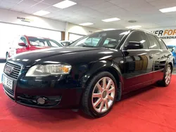 Svart Begagnad 2005 Audi A4 Comfort Kombi | 39 900 kr (Marknadspris)