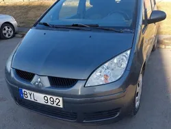 Grå Begagnad 2007 Mitsubishi Colt Halvkombi | 19 900 kr (Marknadspris)
