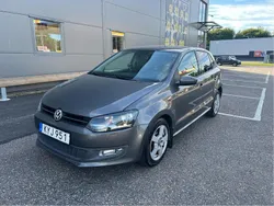 Grå Begagnad 2011 VW Polo Halvkombi | 69 900 kr (Marknadspris)