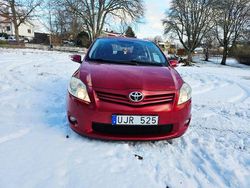 Begagnad 2010 Toyota Auris Halvkombi | 42 000 kr (Dyr)