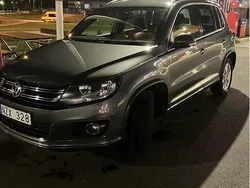 Grå Begagnad 2014 VW Tiguan R-line SUV | 92 000 kr (Bra pris)