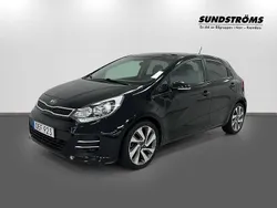 Svart Begagnad 2016 Kia Rio Halvkombi | 99 900 kr (Marknadspris)