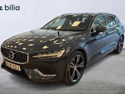 Mörkblå Begagnad 2021 Volvo V60 Inscription Kombi | 339 000 kr (Lite dyr)