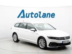 Vit Begagnad 2020 VW Passat Executive Kombi | 209 900 kr (Marknadspris)