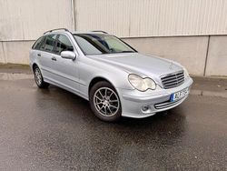 Silver Begagnad 2006 Mercedes C220 Classic Kombi | 29 900 kr (Marknadspris)