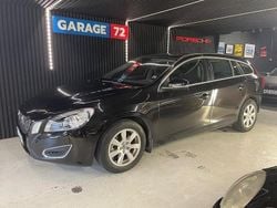 Svart Begagnad 2011 Volvo V60 Momentum Kombi | 79 000 kr (Marknadspris)