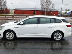 Begagnad 2021 Renault Mégane IV Kombi | 74 500 kr