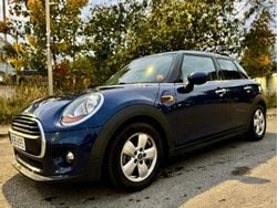 Blå Begagnad 2016 Mini ONE Pepper Halvkombi | 120 000 kr (Marknadspris)