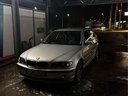 Grå Begagnad 2002 BMW 318 Sedan | 45 000 kr