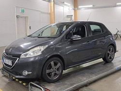 Grå Begagnad 2012 Peugeot 208 Halvkombi | 44 000 kr (Bra pris)