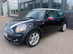 Svart Begagnad 2013 Mini Cooper D Halvkombi | 59 900 kr (Marknadspris)