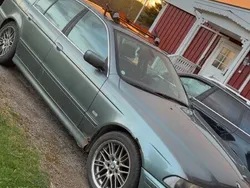 Grön Begagnad 2002 BMW 520 Sedan | 23 000 kr (Superpris)