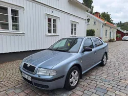 Grå Begagnad 2003 Skoda Octavia Tour Halvkombi | 18 500 kr (Dyr)