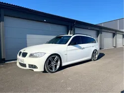 Vit Begagnad 2010 BMW 330 M Sport Kombi | 75 000 kr (Superpris)