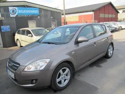 Mörkgrå Begagnad 2007 Kia Ceed Halvkombi | 28 500 kr
