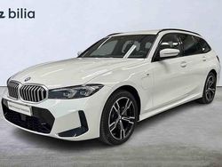 Vit Begagnad 2025 BMW 330e Shadowline Kombi | 559 900 kr