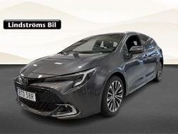 Mörkgrå Begagnad 2024 Toyota Corolla Style Kombi | 359 000 kr (Dyr)