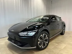 Svart (black pearl metallic) Begagnad 2023 Kia EV6 2 SUV | 469 300 kr (Marknadspris)