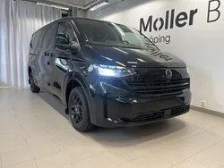 Svart (midnight black metallic) Ny 2025 VW T6.1 Van | 721 625 kr (Lite dyr)