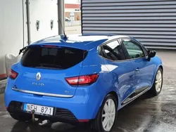 Blå Begagnad 2013 Renault Clio IV Halvkombi | 49 000 kr (Marknadspris)