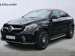 Svart Begagnad 2017 Mercedes GLE400 AMG Sportkupé | 449 900 kr