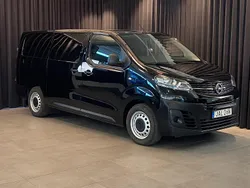 Svart Begagnad 2023 Opel Vivaro Van | 319 000 kr (Dyr)