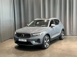 Grå Begagnad 2023 Volvo XC40 Ultimate SUV | 399 900 kr (Marknadspris)