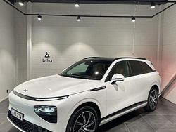 Vit Begagnad 2023 XPENG G9 SUV | 699 900 kr (Marknadspris)