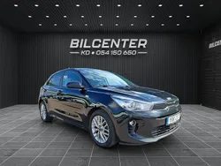 Svart Begagnad 2018 Kia Rio Halvkombi | 129 900 kr (Marknadspris)