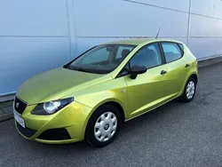 Ljusgrön Begagnad 2010 Seat Ibiza Reference Halvkombi | 42 000 kr (Marknadspris)