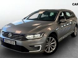 Grå Begagnad 2017 VW Passat GTE Kombi | 159 900 kr (Marknadspris)