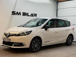Vit Begagnad 2013 Renault Grand Scénic III Bose Edition Minibuss | 129 900 kr (Dyr)