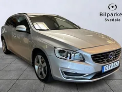 Silver Begagnad 2015 Volvo V60 Momentum Kombi | 139 990 kr (Marknadspris)