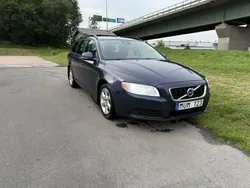 Blå Begagnad 2013 Volvo V70 Kinetic Kombi | 47 500 kr (Dyr)