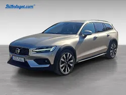 Begagnad 2023 Volvo V60 CC Kombi | 438 000 kr (Dyr)