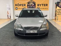 Grå Begagnad 2004 Volvo V50 Kombi | 24 900 kr (Marknadspris)