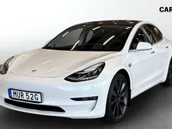 Vit (white) Begagnad 2020 Tesla Model 3 Performance Sedan | 279 900 kr (Bra pris)