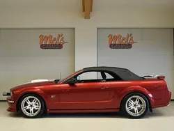 Mörkröd Begagnad 2007 Ford Mustang GT Convertible Cab | 259 000 kr (Lite dyr)