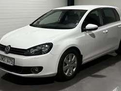 Vit Begagnad 2009 VW Golf VI Halvkombi | 69 902 kr (Marknadspris)