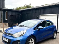 Blå Begagnad 2012 Kia Rio 4 Halvkombi | 34 900 kr (Lite dyr)