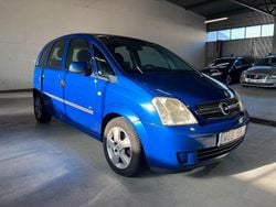 Blå Begagnad 2004 Opel Meriva Minibuss | 17 000 kr (Marknadspris)