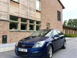 Blå Begagnad 2005 Opel Astra Halvkombi | 18 900 kr (Marknadspris)
