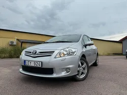 Silver Begagnad 2010 Toyota Auris Plus Halvkombi | 58 900 kr (Bra pris)