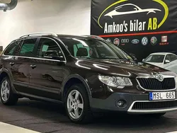Mörkbrun Begagnad 2012 Skoda Superb Elegance Kombi | 119 900 kr (Marknadspris)