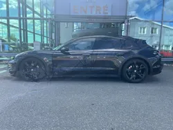 Svart Begagnad 2023 Porsche Taycan 4S Cross Turismo Sedan | 1 115 000 kr (Dyr)