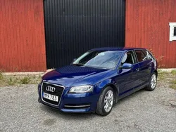 Blå Begagnad 2011 Audi A3 Sportback Attraction Halvkombi | 70 000 kr (Marknadspris)