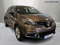 Brun Begagnad 2015 Renault Captur Expression SUV | 99 500 kr (Marknadspris)