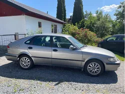 Grå Begagnad 2002 Saab 9-3 Halvkombi | 23 000 kr
