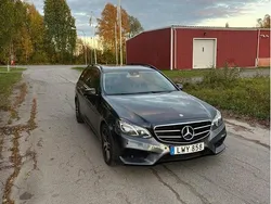 Grå Begagnad 2016 Mercedes E220 AMG Kombi | 168 000 kr (Marknadspris)